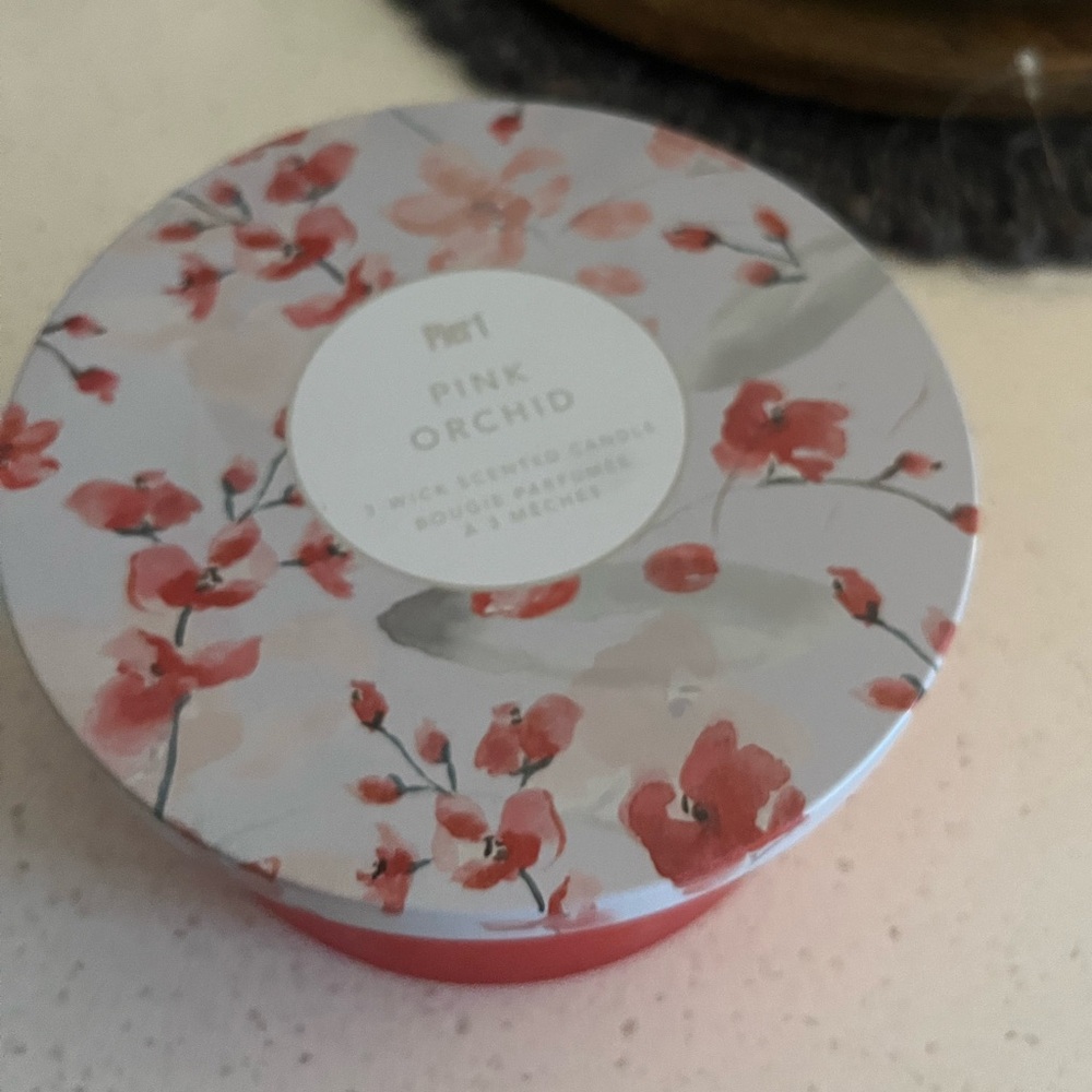 Pier 1 NWT Pink Orchid Candle
